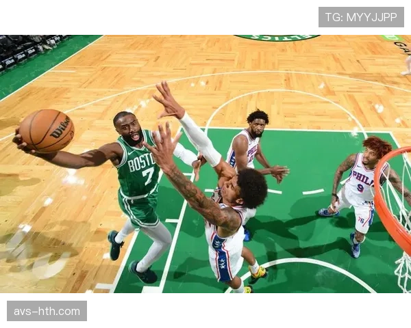 勇士客场挑战凯尔特人，东西部榜首之战前瞻